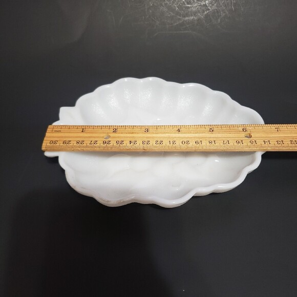Hazel Atlas White Milk Glass Grape  Candy Trinket Dish - Picture 10 of 11